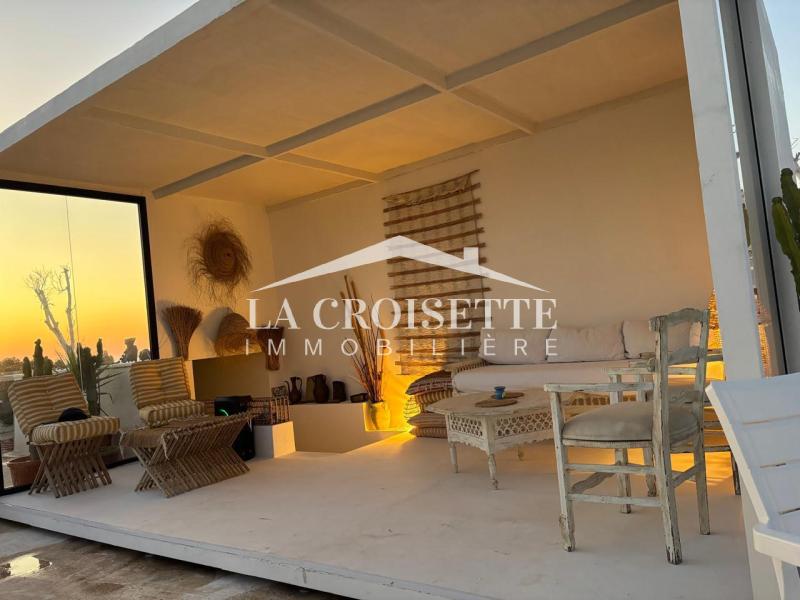 Triplex meublé S+4 avec vue mer à Gammarth